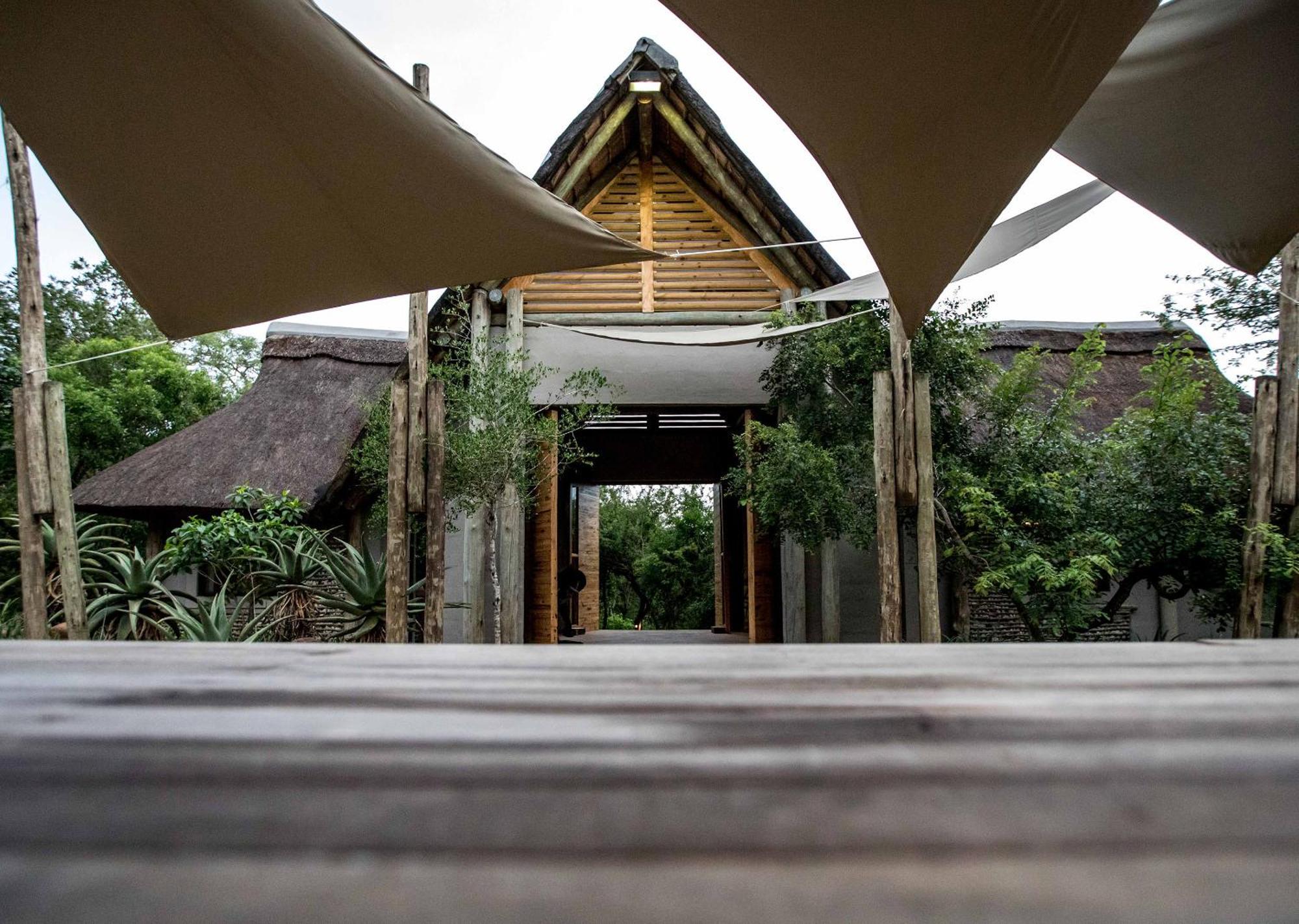 Royal Thonga Safari Lodge Sihangwane Eksteriør billede