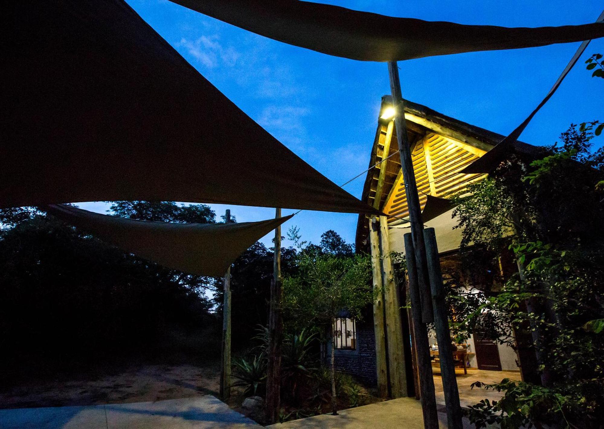 Royal Thonga Safari Lodge Sihangwane Eksteriør billede